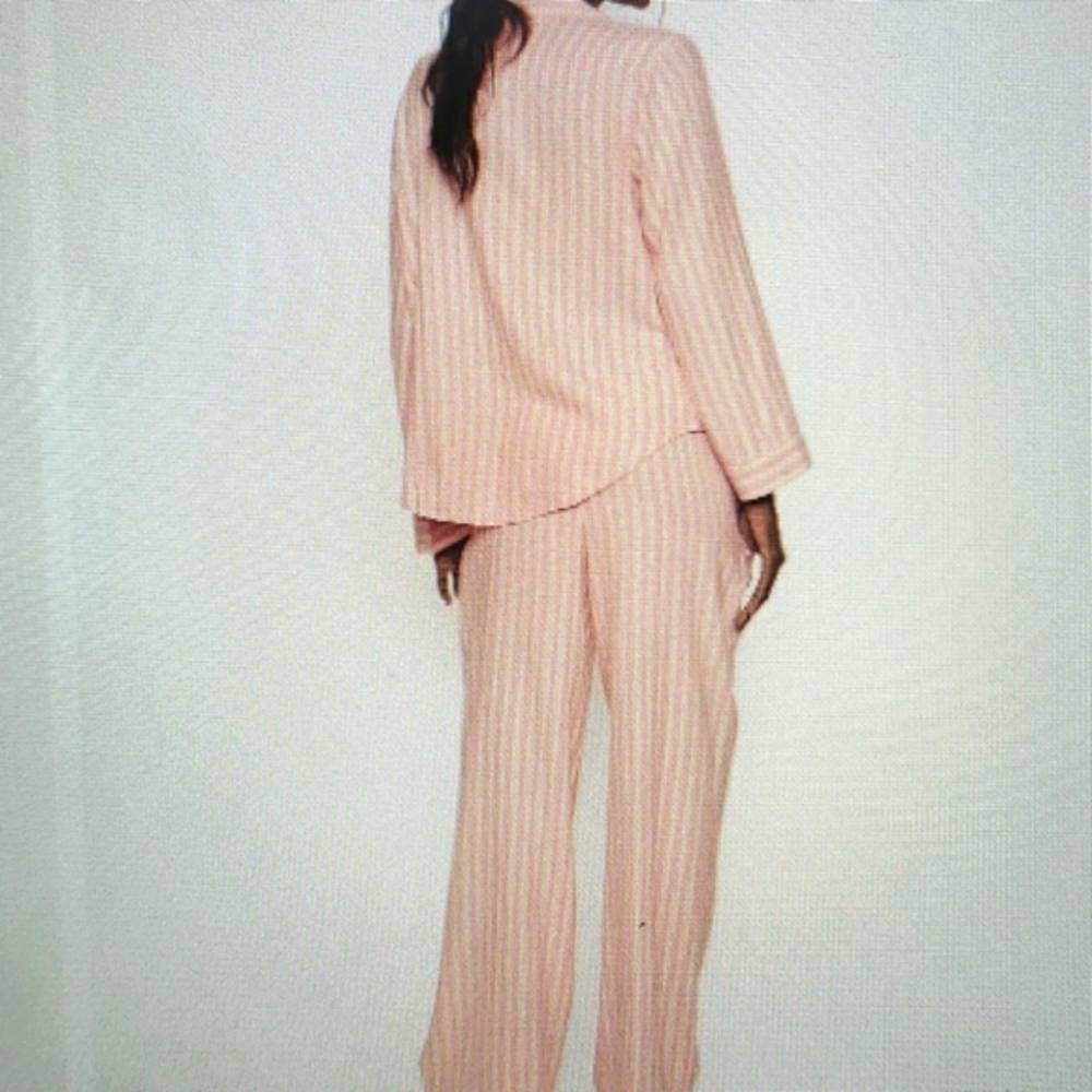 BNWT Victoria secret pajama set - Picture 3 of 4
